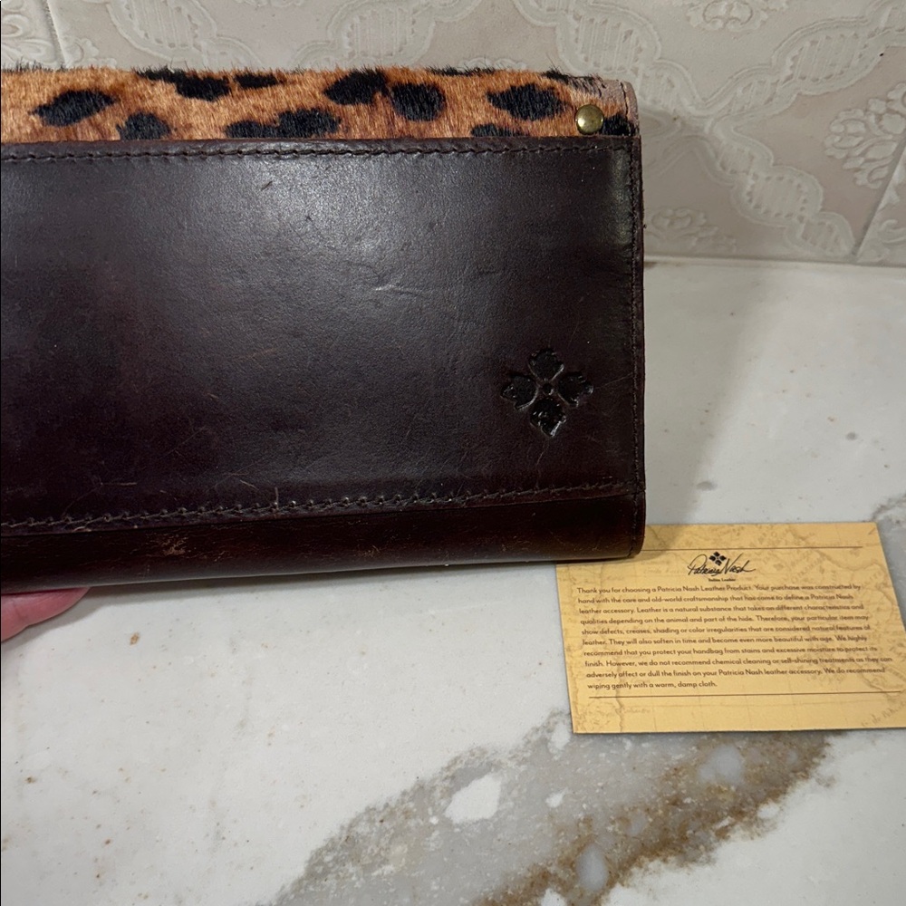 Patricia Nash Leather Leopard Print and Brown Leather Wallet - Picture 7 of 7